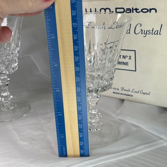Set of 2 W.M.Dalton French lead crystal “ Vertine” 24% lead crystal wine glasses - Picture 4 of 4
